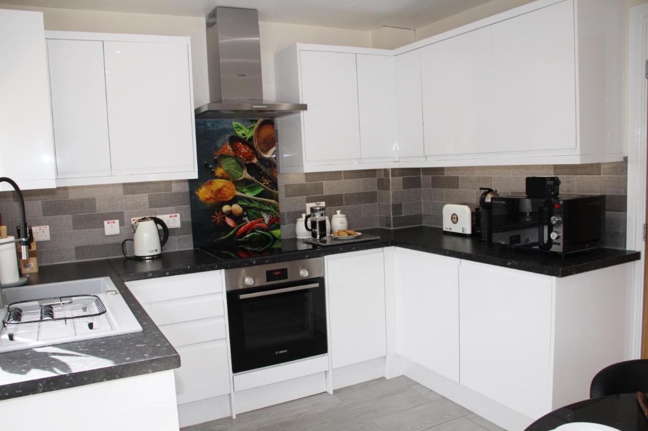 City Centre Town House With Riverside Views And Free Parking 1Bak ยอร์ค ภายนอก รูปภาพ